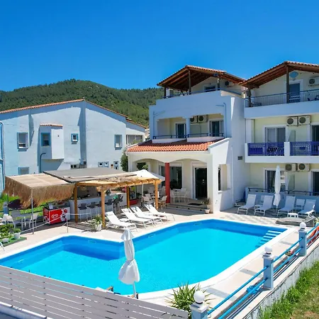 Golden Sunset فندق 2*